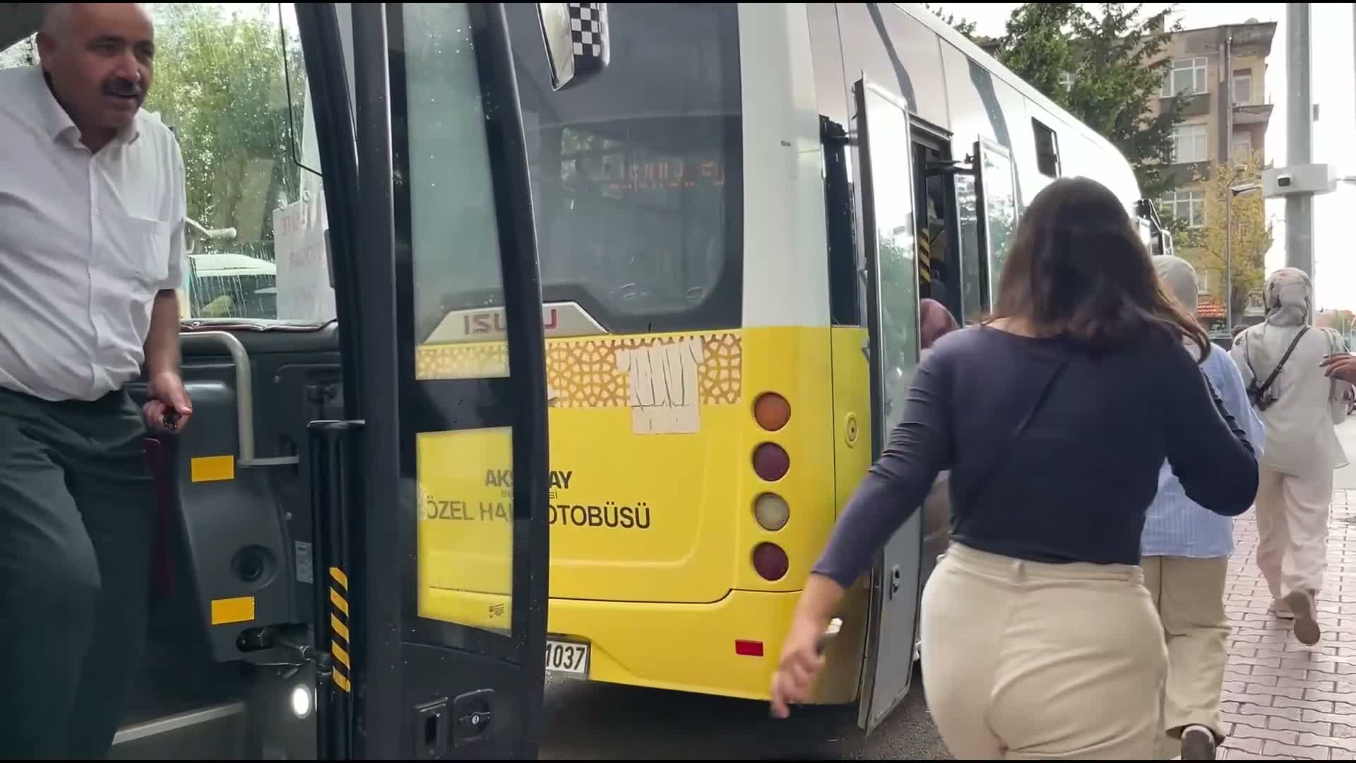 Aksaraylı halk otobüsü şoförlerinden motorin zammına tepki: Sivil bilet en az 50 lira olmalı