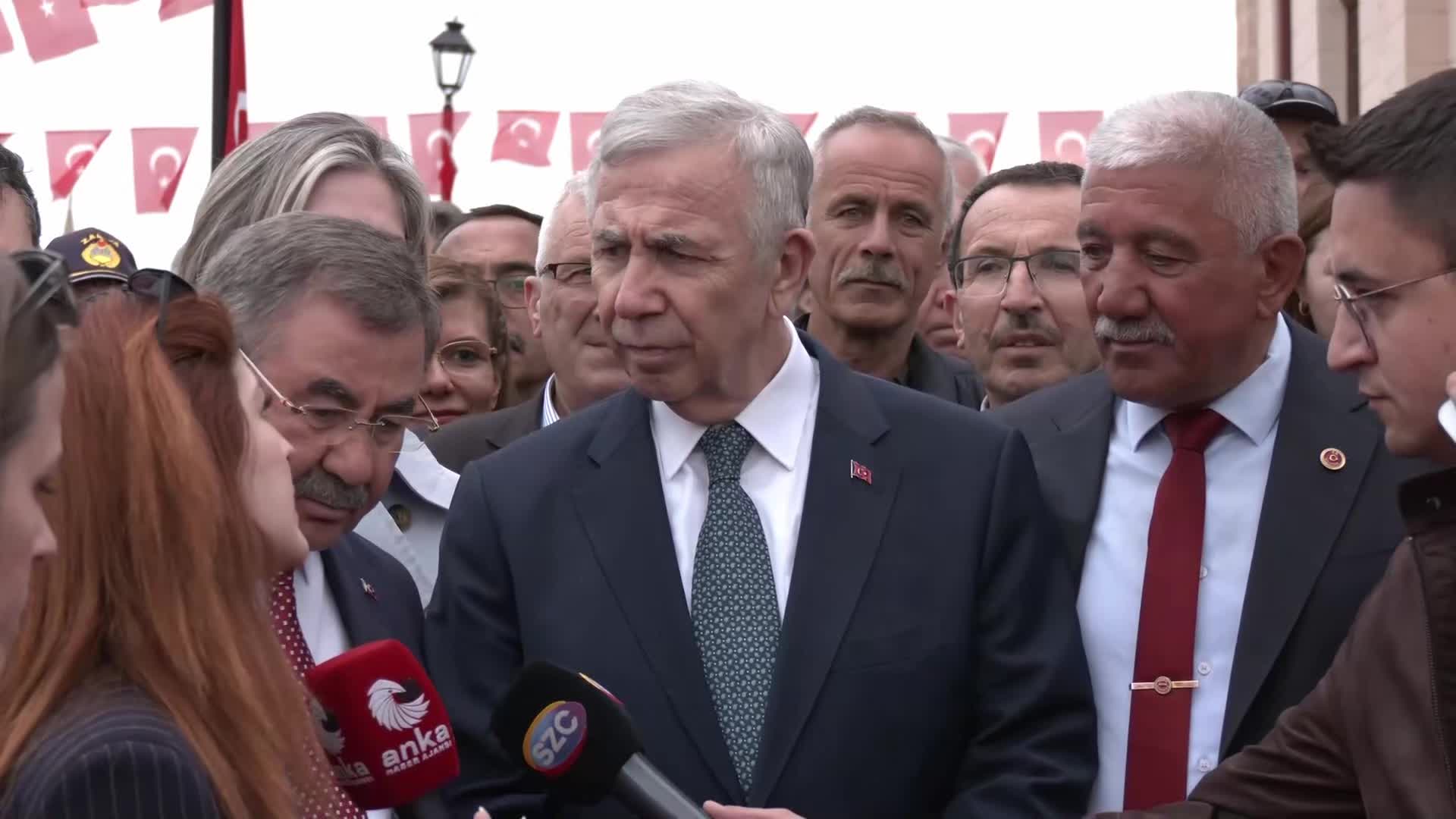 Mansur Yavaş'tan "Burcu Köksal" tepkisi: "Parti değiştirmesini uygun görmüyorum"