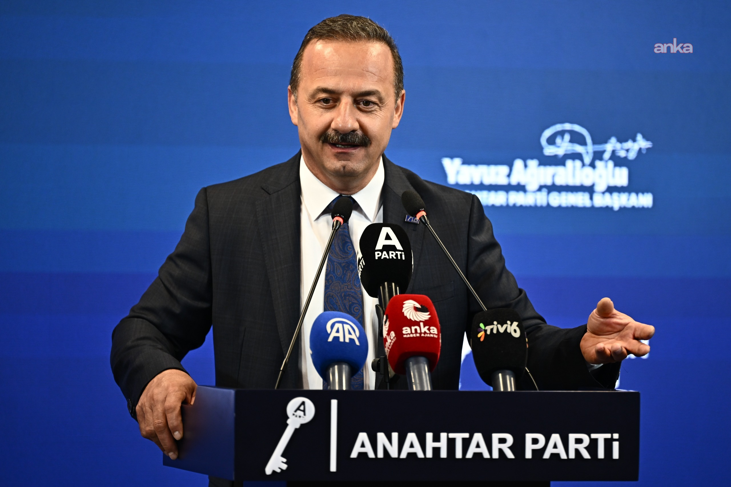 Ağıralioğlu: "Türkiye Bankalar Birliği'nin verileri gösteriyor ki, karşılıksız çekler rekor kırıyor, piyasadaki güven zayıflıyor, ticaret daralıyor"
