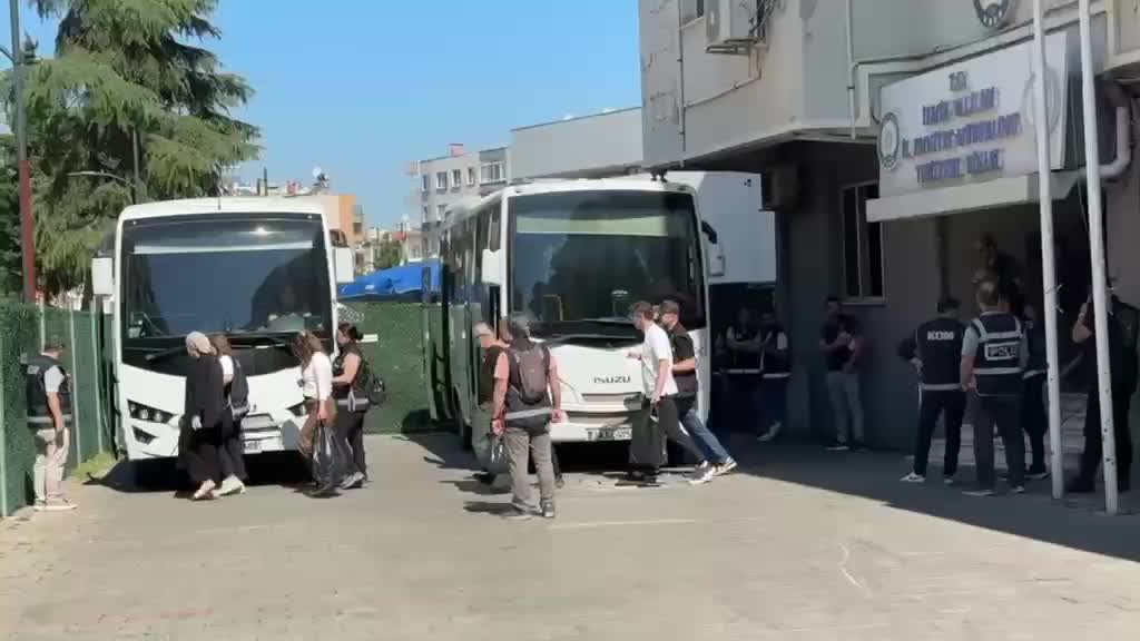 Ege Üniversitesi soruşturmasında 41 şüpheli adliyeye sevk edildi