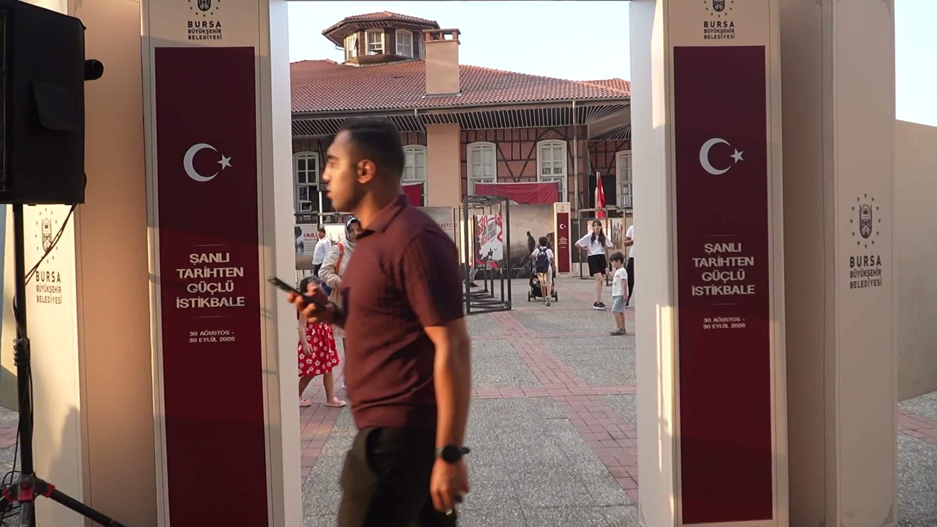Bursa’da 30 Ağustos coşkusu, Elif Buse Doğan konseriyle doruğa çıktı