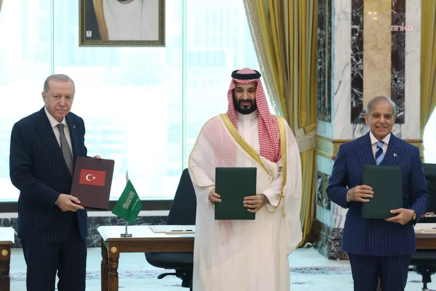 YENİ Parti Grup Başkanvekili Emir: "İktidar Mekke Anlaşması ile Türkiye’yi İran ve Husiler ile doğrudan sıcak çatışmaya sürükleyecek ateşte atıyor"