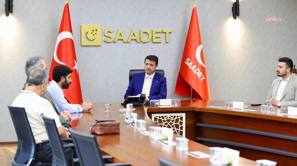 Mahmut Arıkan, Direniş Çadırı Platformu üyeleriyle bir araya geldi