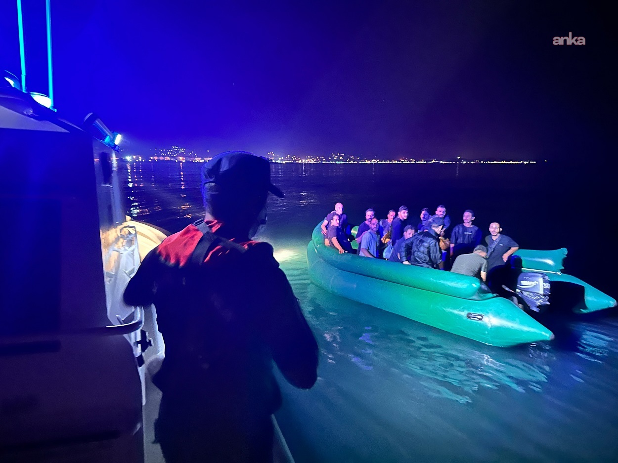 İzmir’de 18 düzensiz göçmen yakalandı