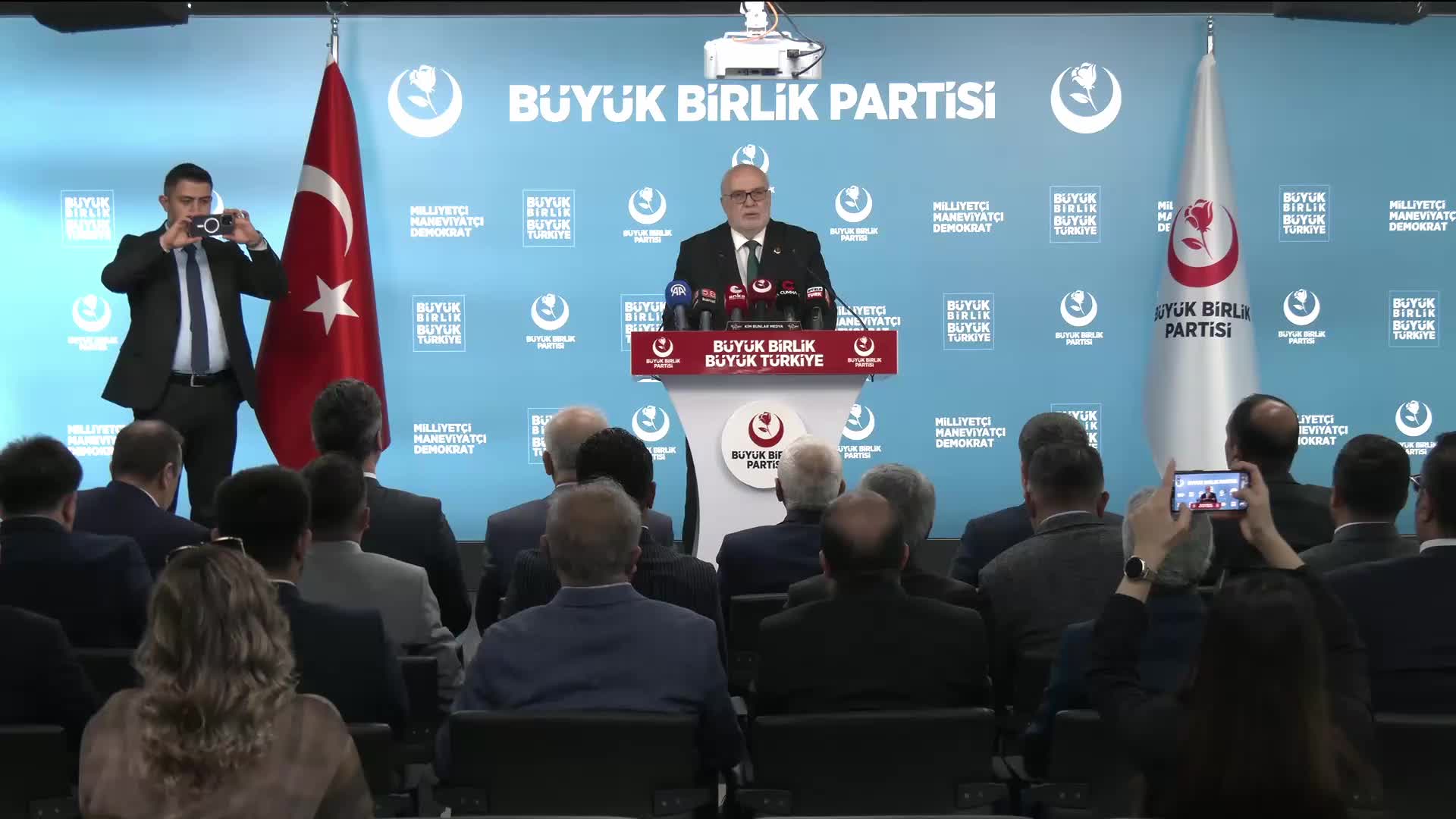 BBP Genel Sekreteri Yelis: "Partimizin son yapılan kamuoyu yoklamalarında oy oranı yüzde 3 ile yüzde 5 arasında"