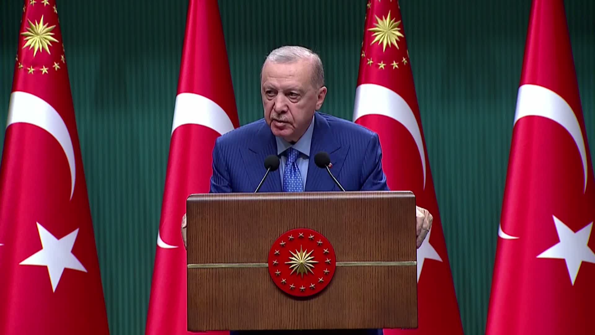 Erdoğan'dan fon krizi açıklaması: Gerekli adımların süratle atılmasını temin edi