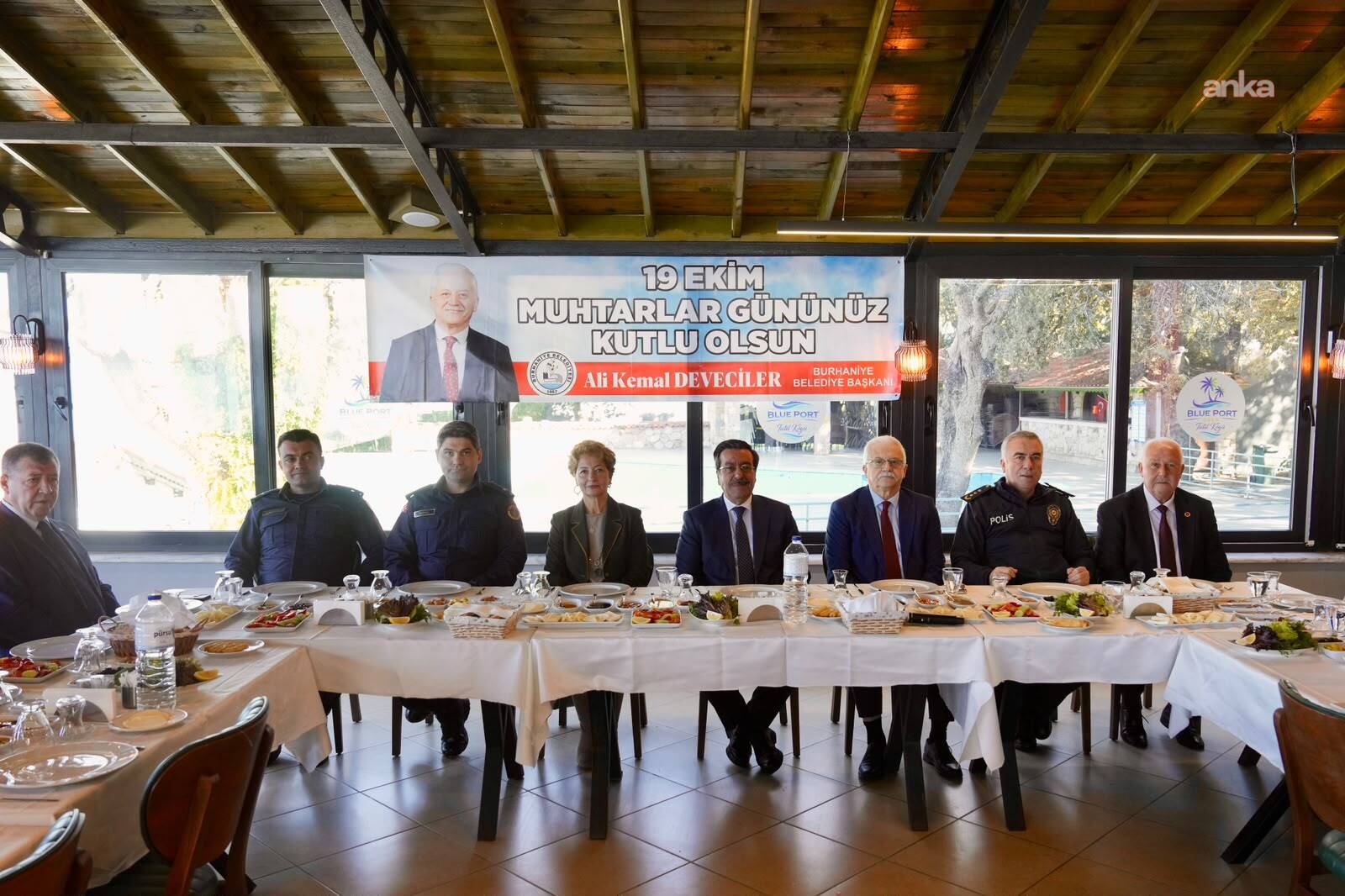 Burhaniye Belediye Başkanı Deveciler: "Muhtarlarımız demokrasimizin mihenk taşlarıdır"