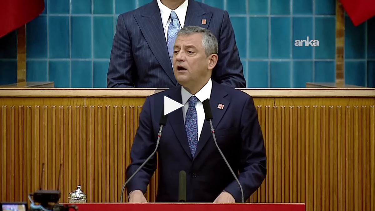 Özgür Özel, CHP Grup Toplantısı'nda konuşuyor