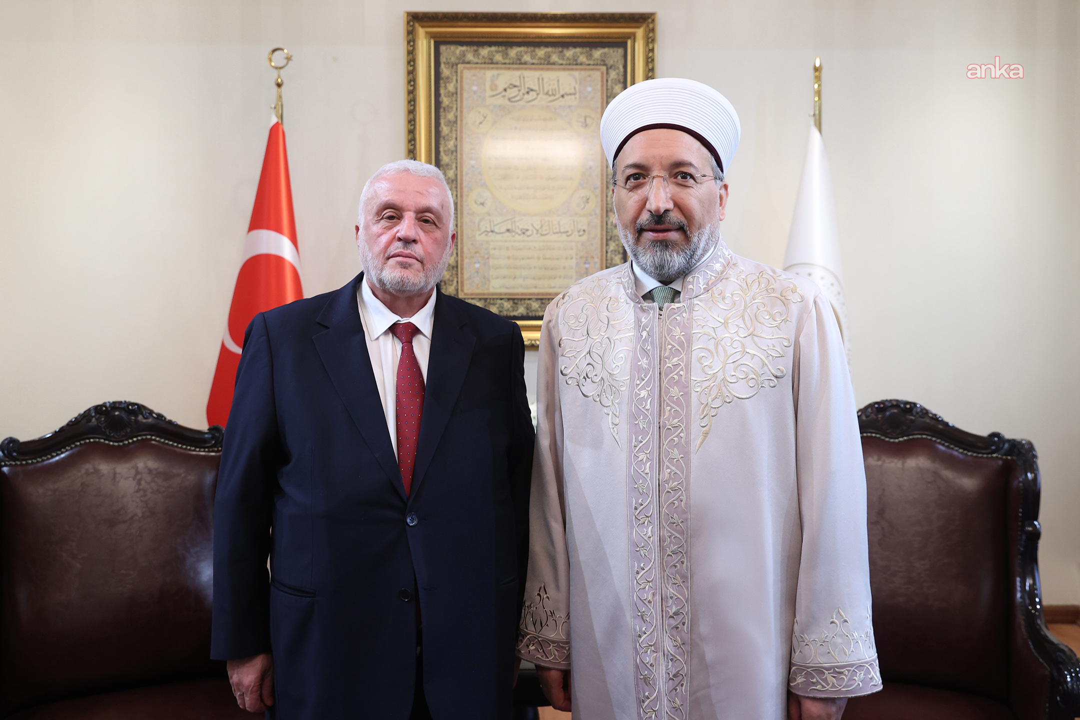 Diyanet İşleri Başkanı Arpaguş, Suriye Vakıflar Bakanı Şukri’yi kabul etti