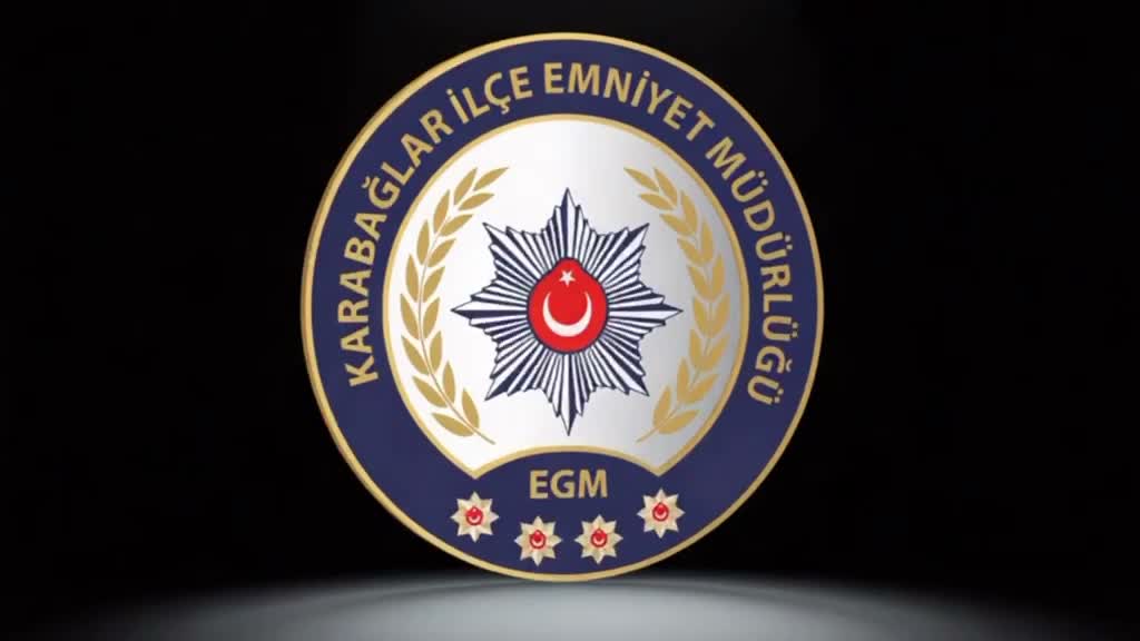 İzmir’de 14 yıl kesinleşmiş hapis cezasıyla aranan kişi balkondan kaçarken yakalandı