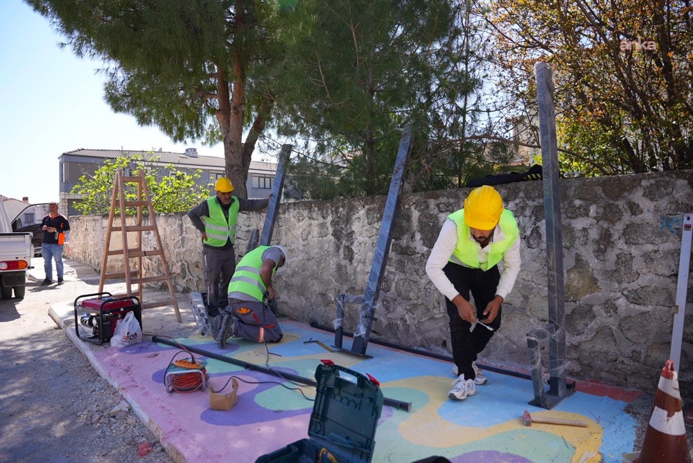 Çeşme Belediyesi'nden trafik güvenliği için kapsamlı çalışma