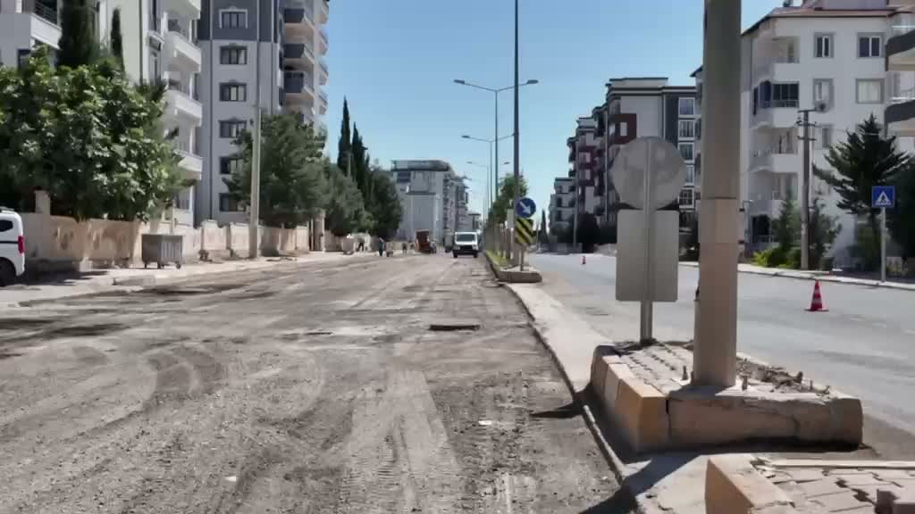 Adıyaman Belediye Başkanı Tutdere, 3. Çevre Yolu'ndaki yenileme çalışmalarını inceledi