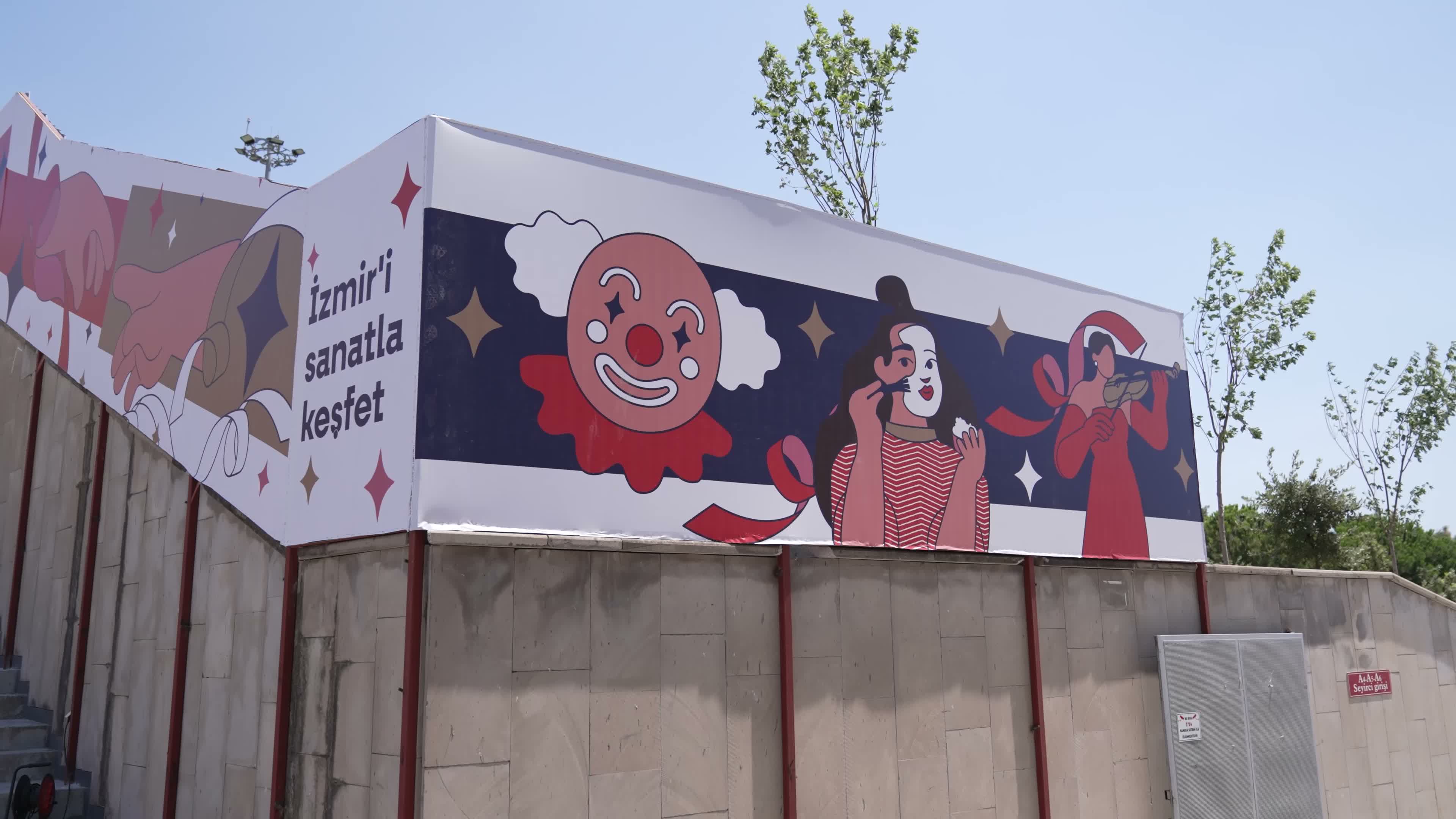İzmir’in gözde kültür sanat merkezine estetik dokunuş