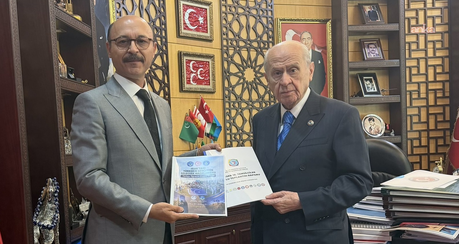 Devlet Bahçeli, UASEB Genel Başkanı Geylan ile bir araya geldi