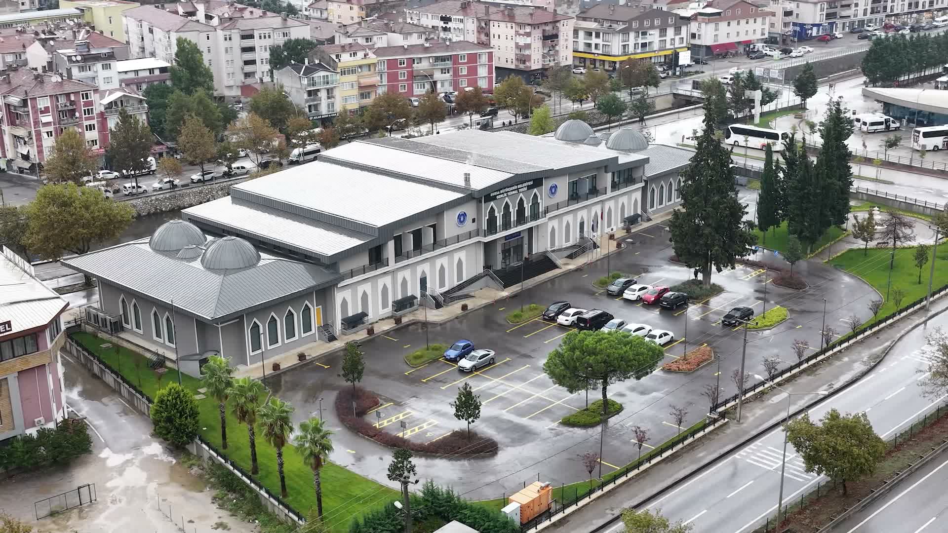 Bursa Büyükşehir Belediyesi’nin Gemlik Termal Tesisi’ne yoğun ilgi