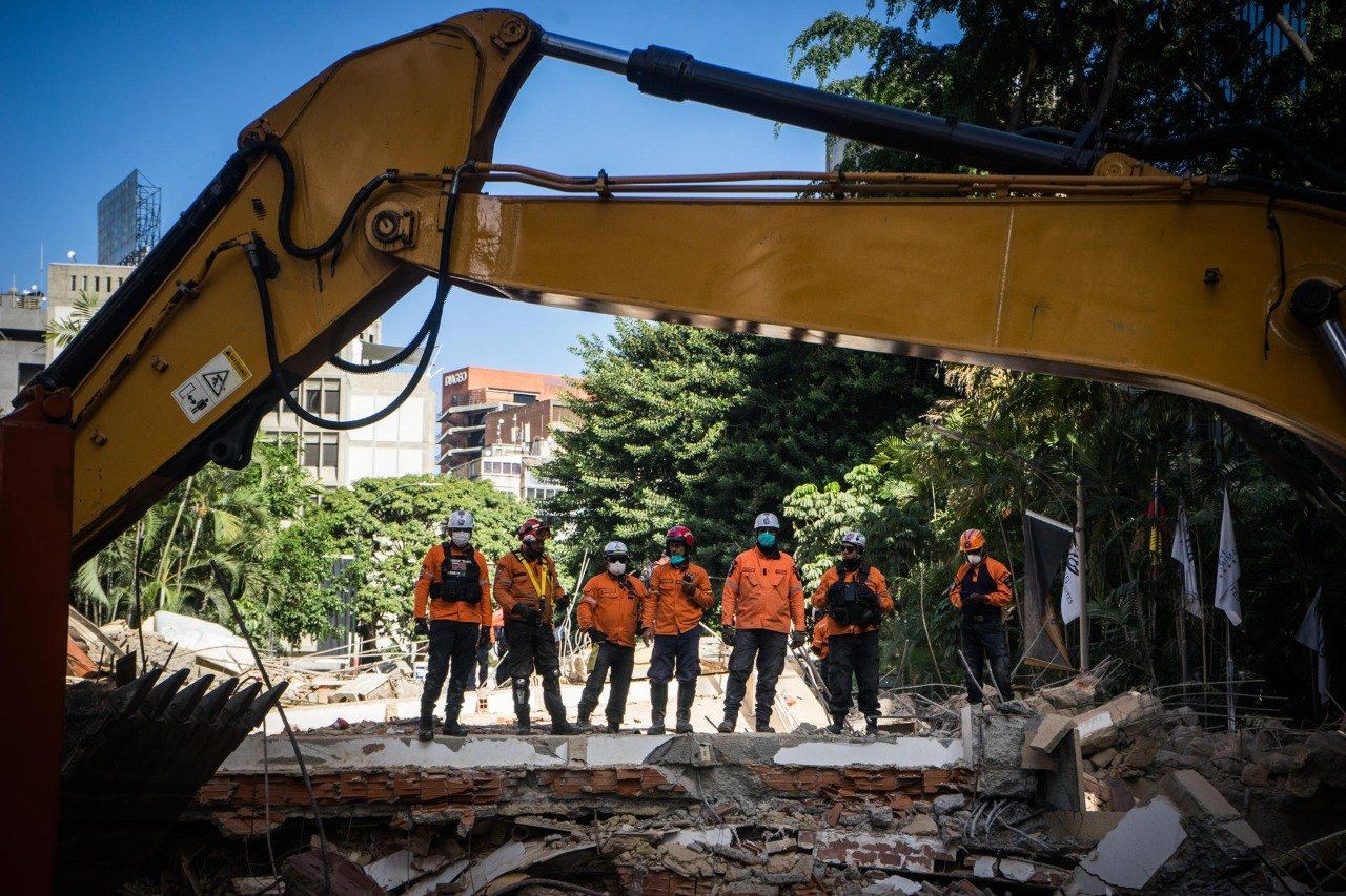 Venezuela'daki deprem felaketinde can kaybı 920'ye yükseldi