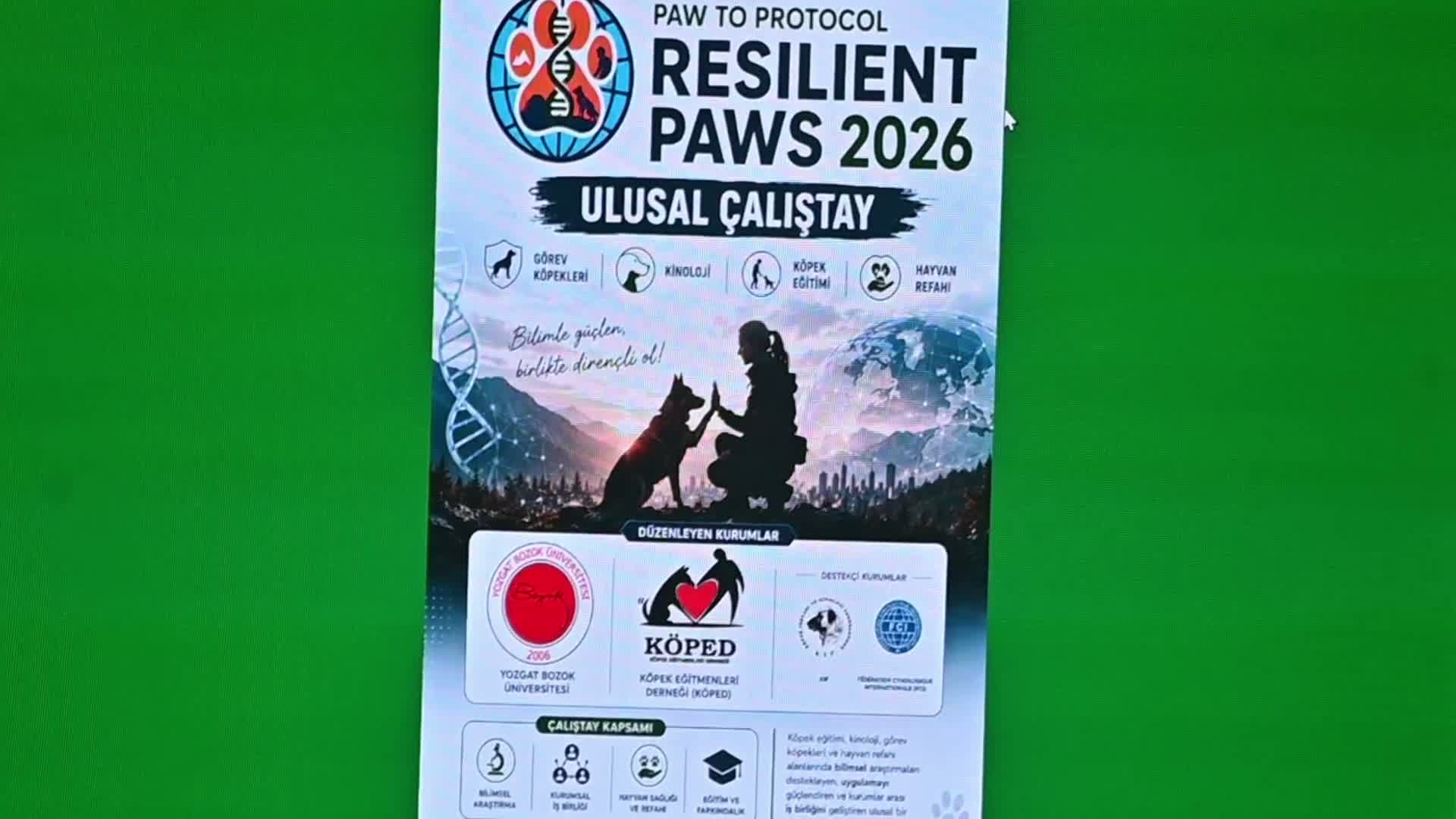 Yozgat’ta köpek eğitmenleri çalıştayda bir araya geldi... Salona getirilen görev köpekleri ilgi odağı oldu