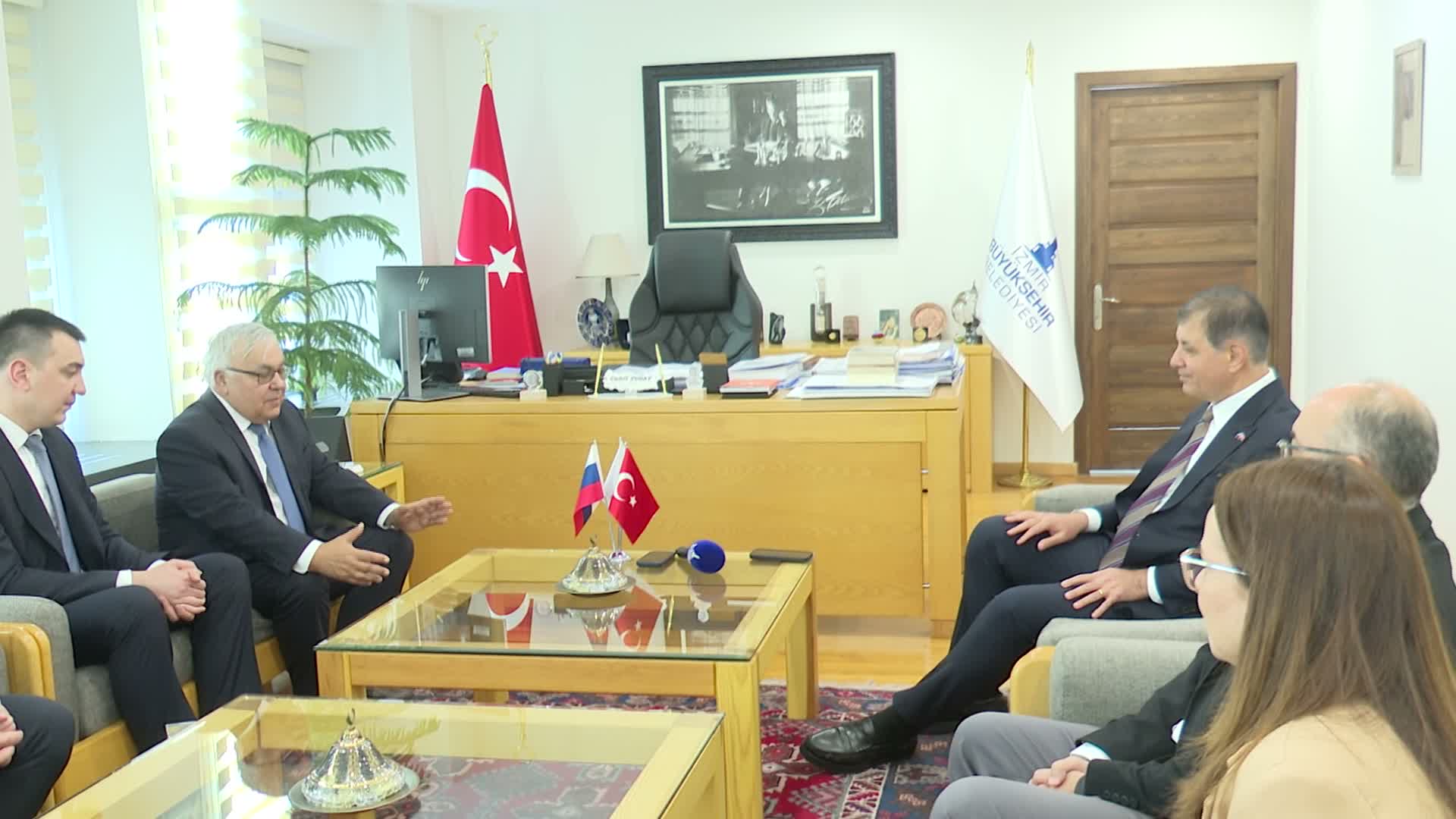 Cemil Tugay: "Rusya ile İzmir arasındaki ilişkileri geliştirmeye hazırız"