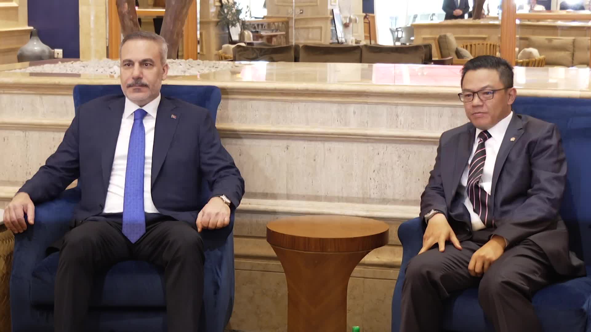 Dışişleri Bakanı Fidan, Endonezyalı mevkidaşı Sugiono ile bir araya geldi