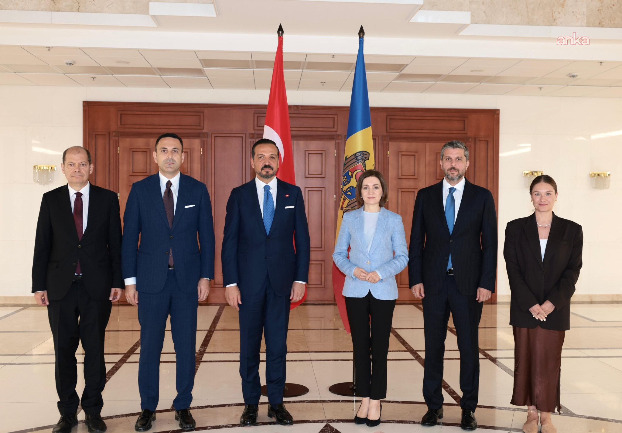 AK Partili Zorlu, Moldova Cumhurbaşkanı Sandu ile görüştü