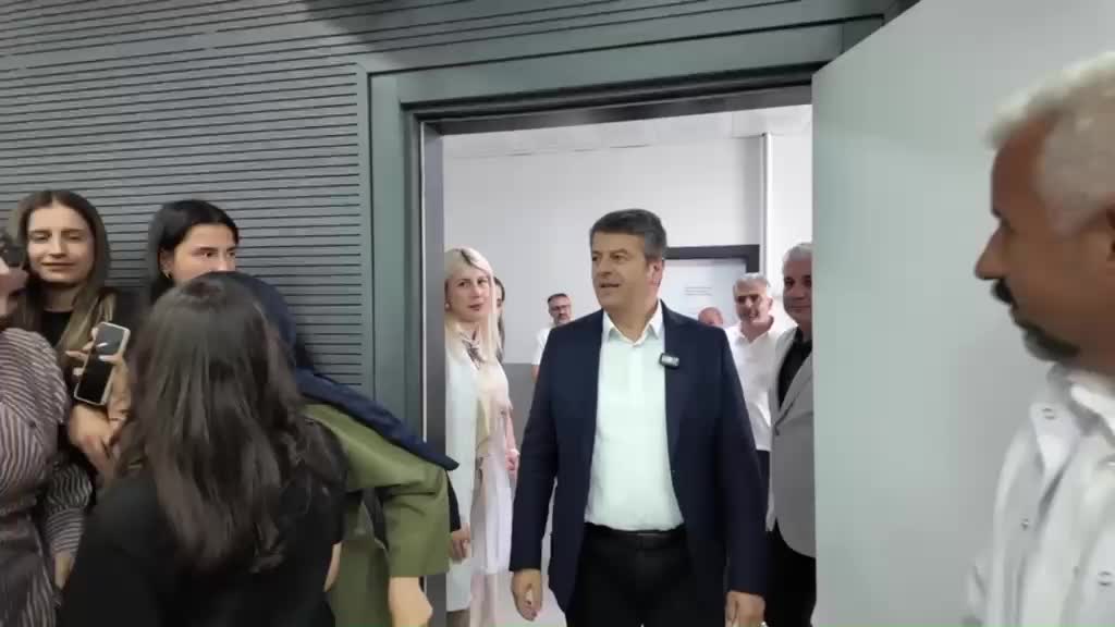 Adıyaman Belediyesi Kültür ve Eğitim Merkezi’nde öğrenciler, genel tekrar dönemine girdi