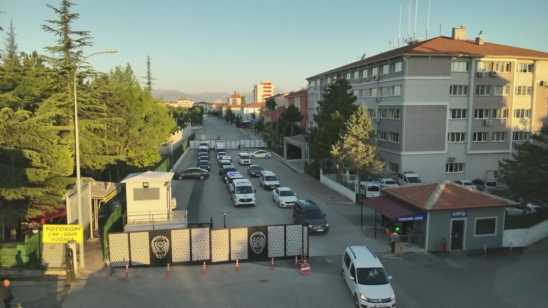 İçişleri Bakanlığı: 65 ilde mali suç örgütlerine yönelik operasyonda 346 şüpheli için gözaltı kararı verildi
