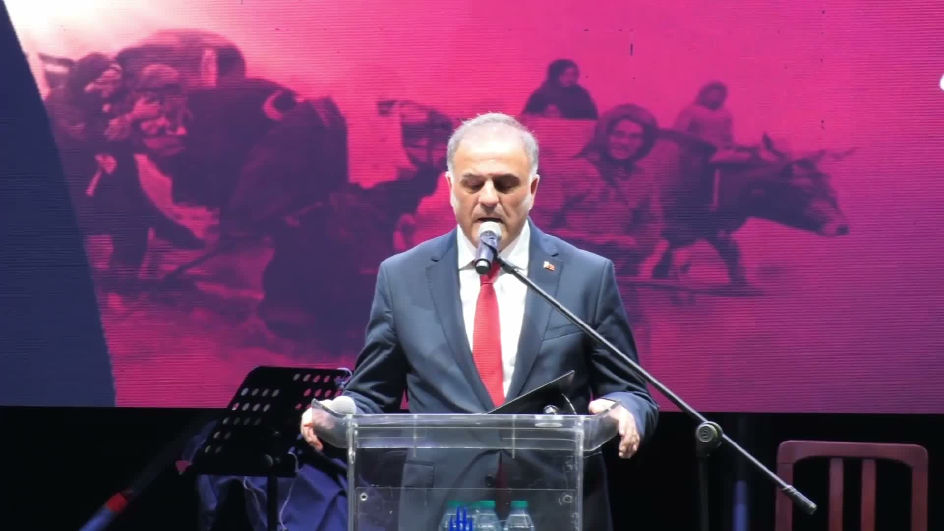 İBB Başkanvekili Nuri Aslan:“İstanbul'un meydanlarında Cumhuriyetimizin kazanımlarını ve özgürlük nefesini hep birlikte yaşatıyoruz"