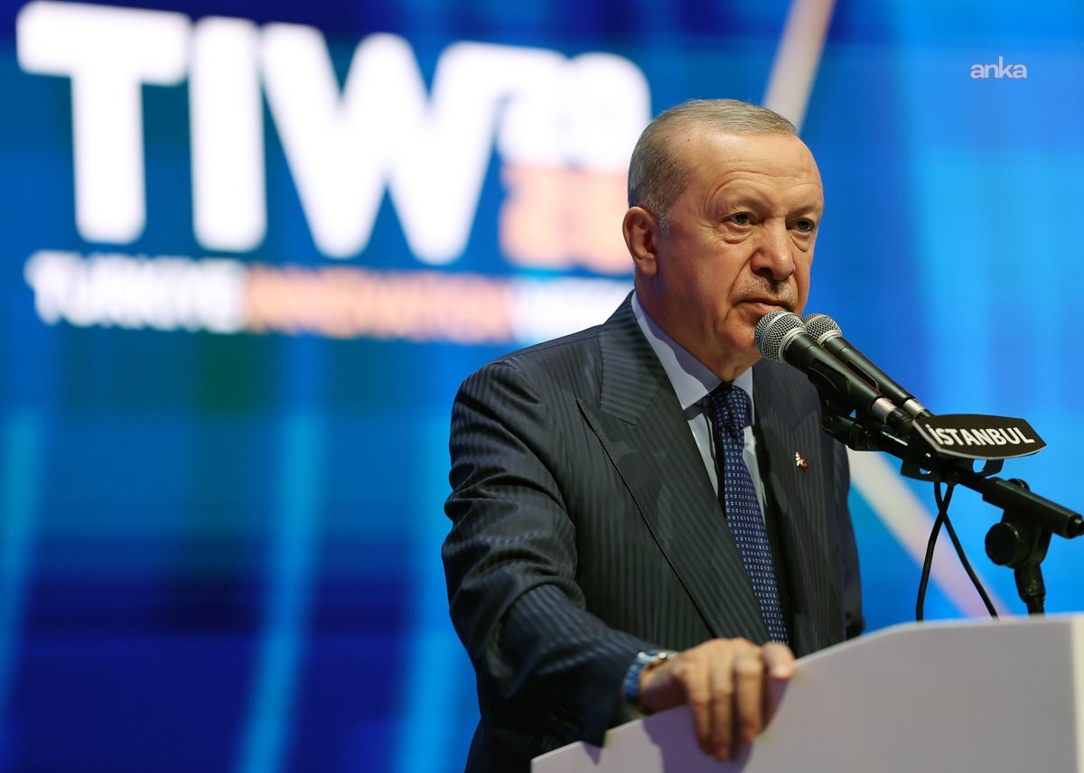 Cumhurbaşkanı Erdoğan: "Dost ve kardeş Azerbaycan’ın Bağımsızlığın Yeniden Sağlanması Günü’nü tebrik ediyorum"