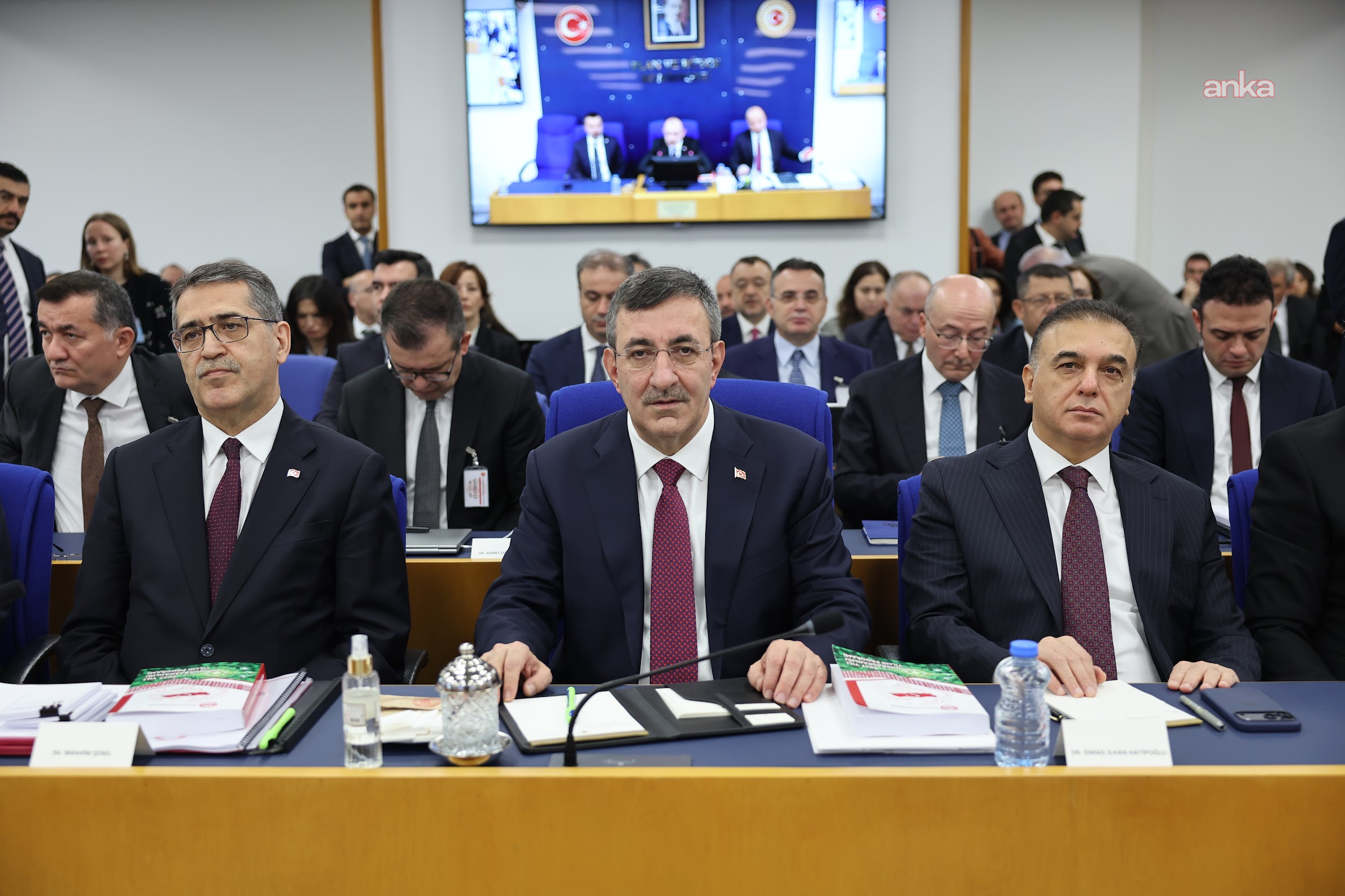 2027 bütçesi, Plan ve Bütçe Komisyonu'nda... Cevdet Yılmaz: "93 fonda 71 bin 899 hesaba 68 milyar lira ödeme yapıldı"