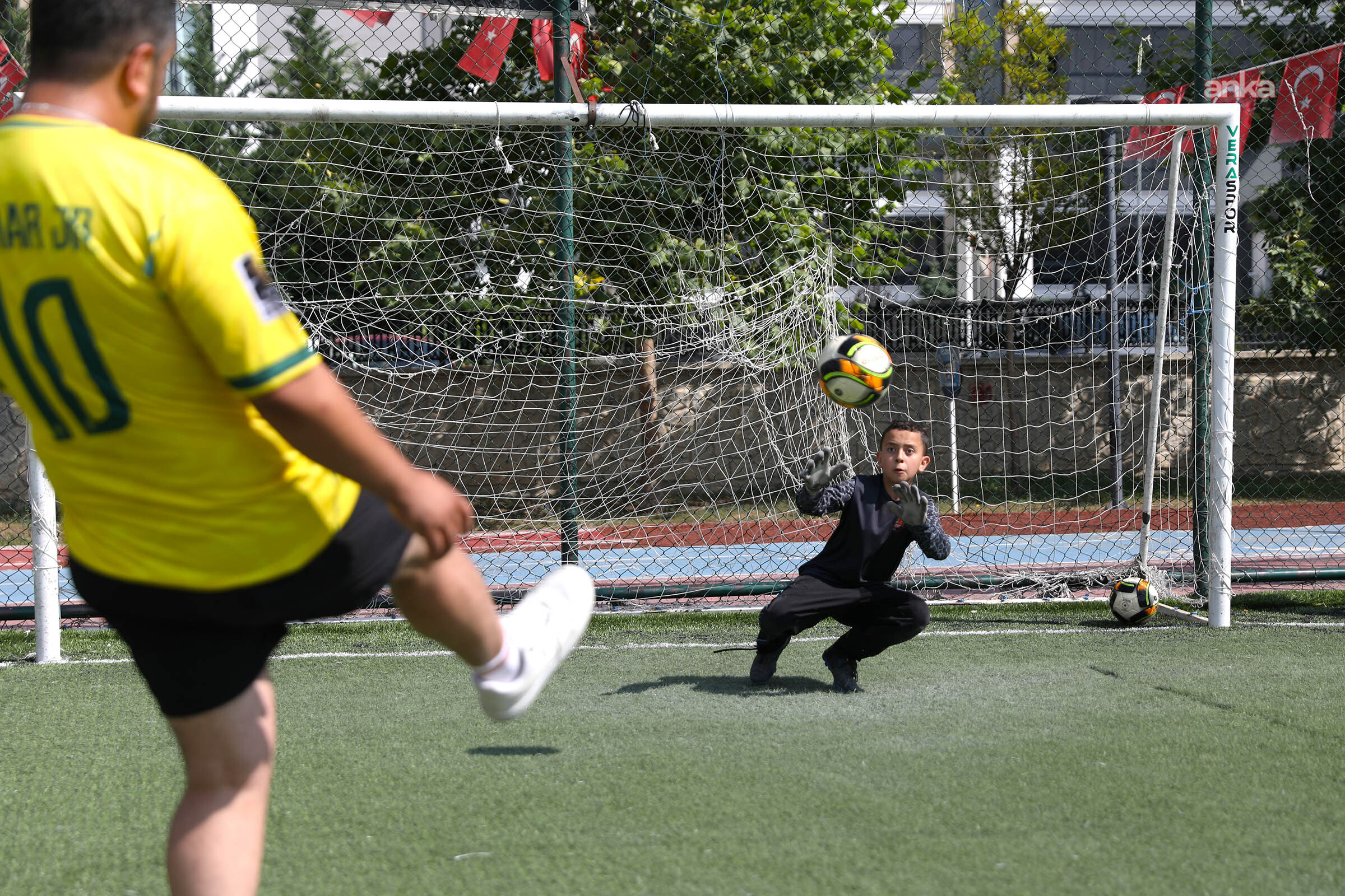 Keçiören Yaz Spor Okulları yoğun katılımla devam ediyor