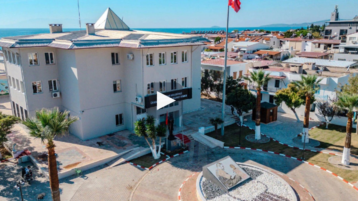 Seferihisar soruşturmasında gözaltı sayısı 8 oldu: Başkanın eşi gözaltına