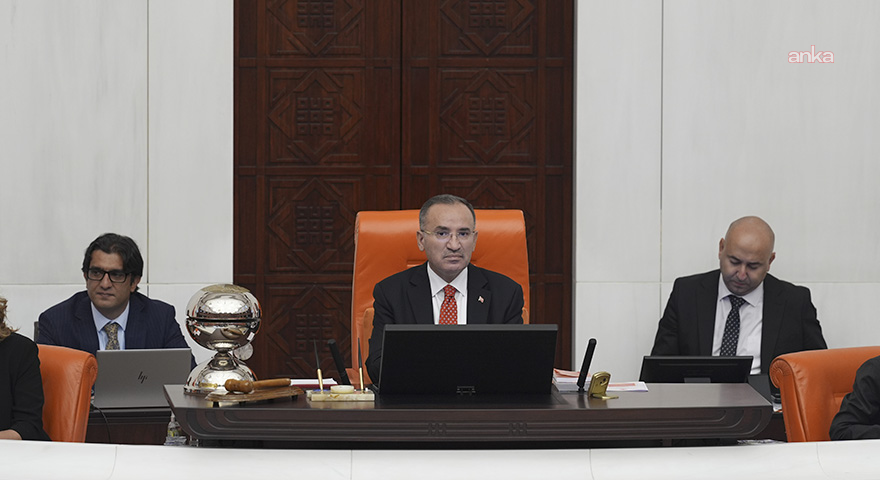 Bekir Bozdağ, TBMM Başkanvekilliği görevinden ist…