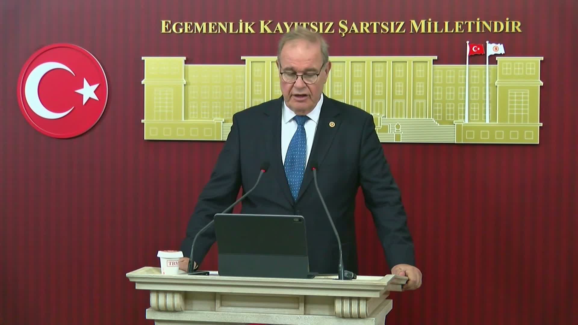 Faik Öztrak: "Güçlendirilmiş bir parlamenter sisteme geçilmeli"