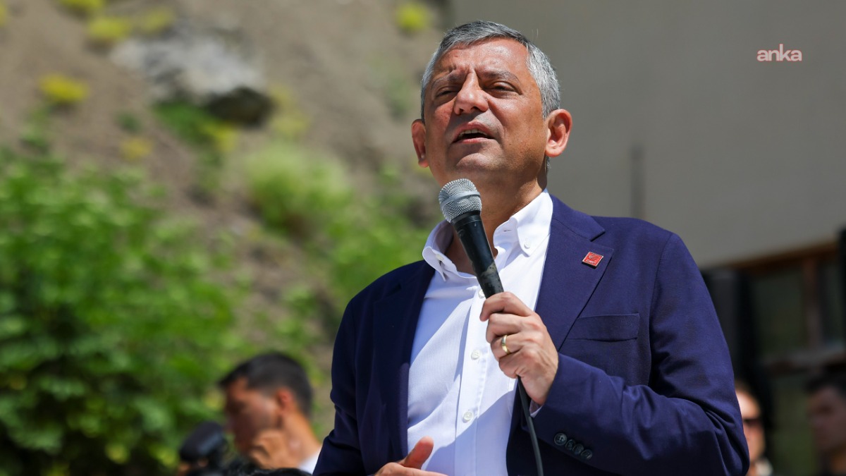 Özgür Özel: Yürüyüşümüz durdurulursa yeni yol açacağız