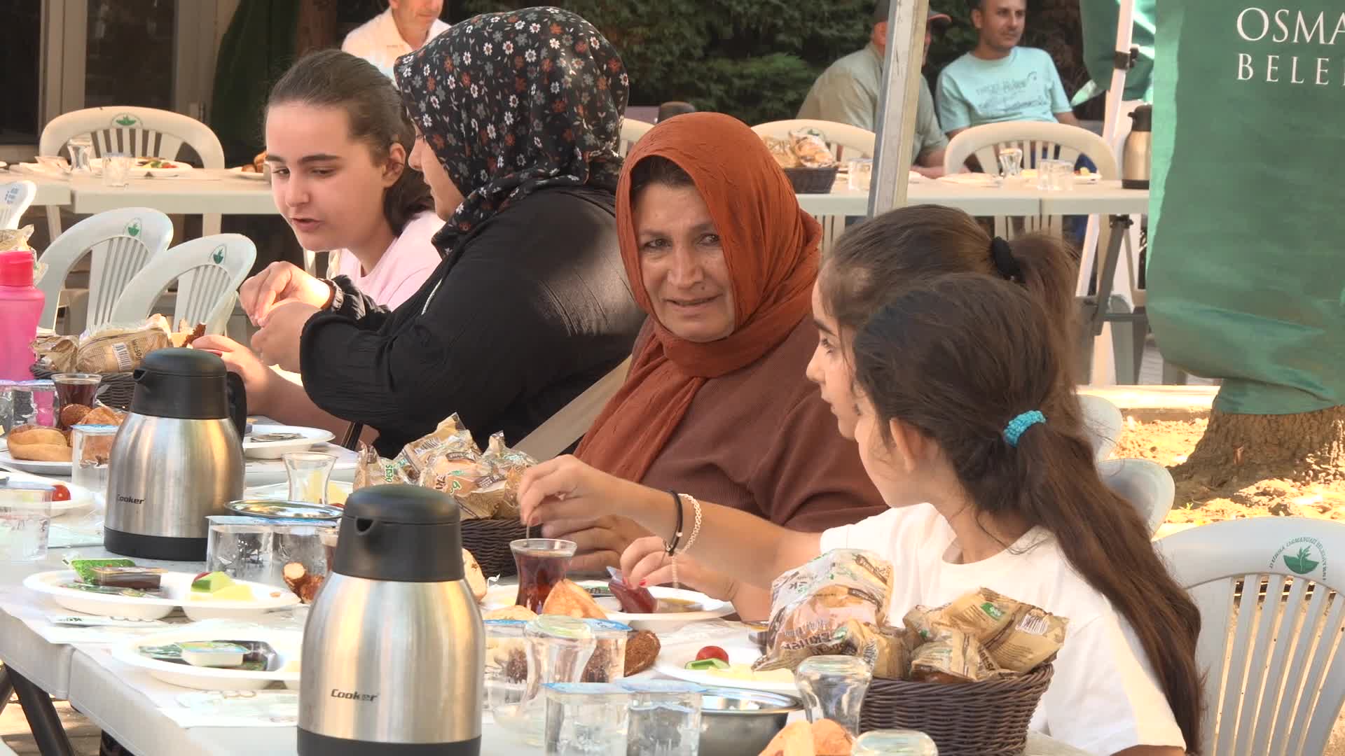 Osmangazi Belediye Başkanı Aydın, mahalle buluşmalarını Alemdar’da sürdürdü
