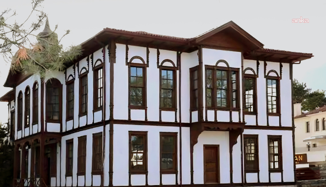 Eğitim İş’ten Safranbolu’daki okul birleştirme kararına tepki
