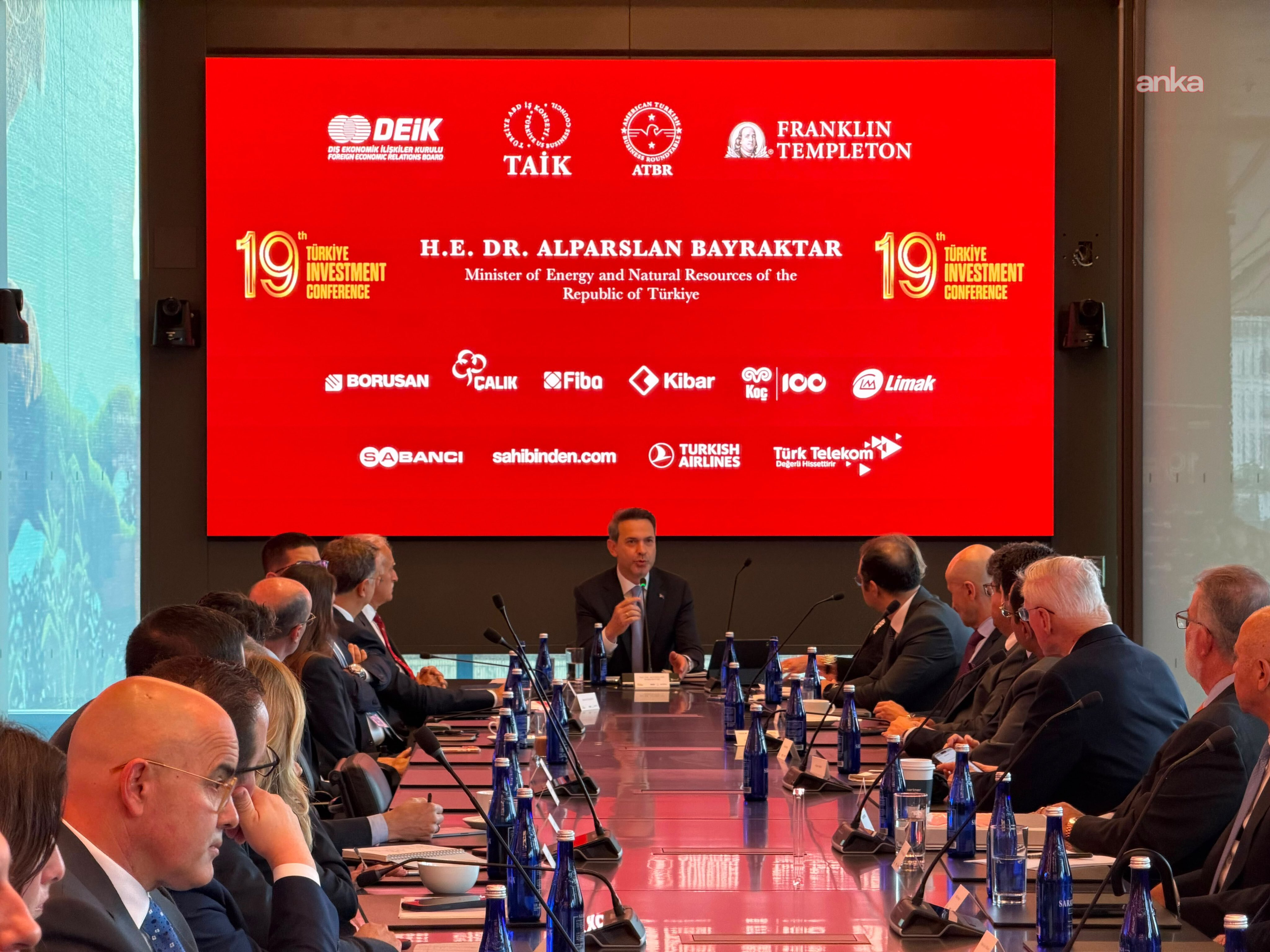 Alparslan Bayraktar, New York'ta yatırımcılarla Türkiye'nin enerji politikalarını görüştü