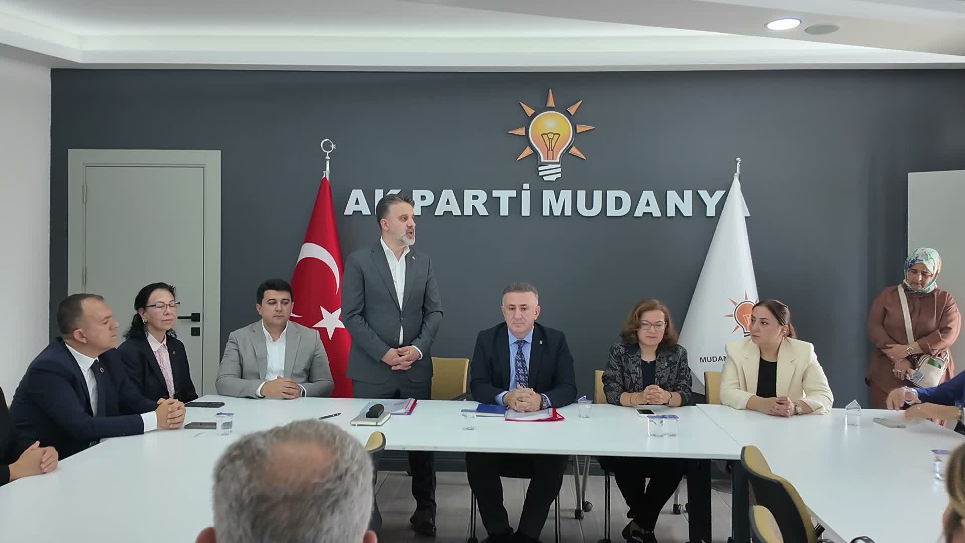 Bursa Büyükşehir Belediyesi Başkan Vekili Şahin Biba, Mudanya’da temaslarda bulundu