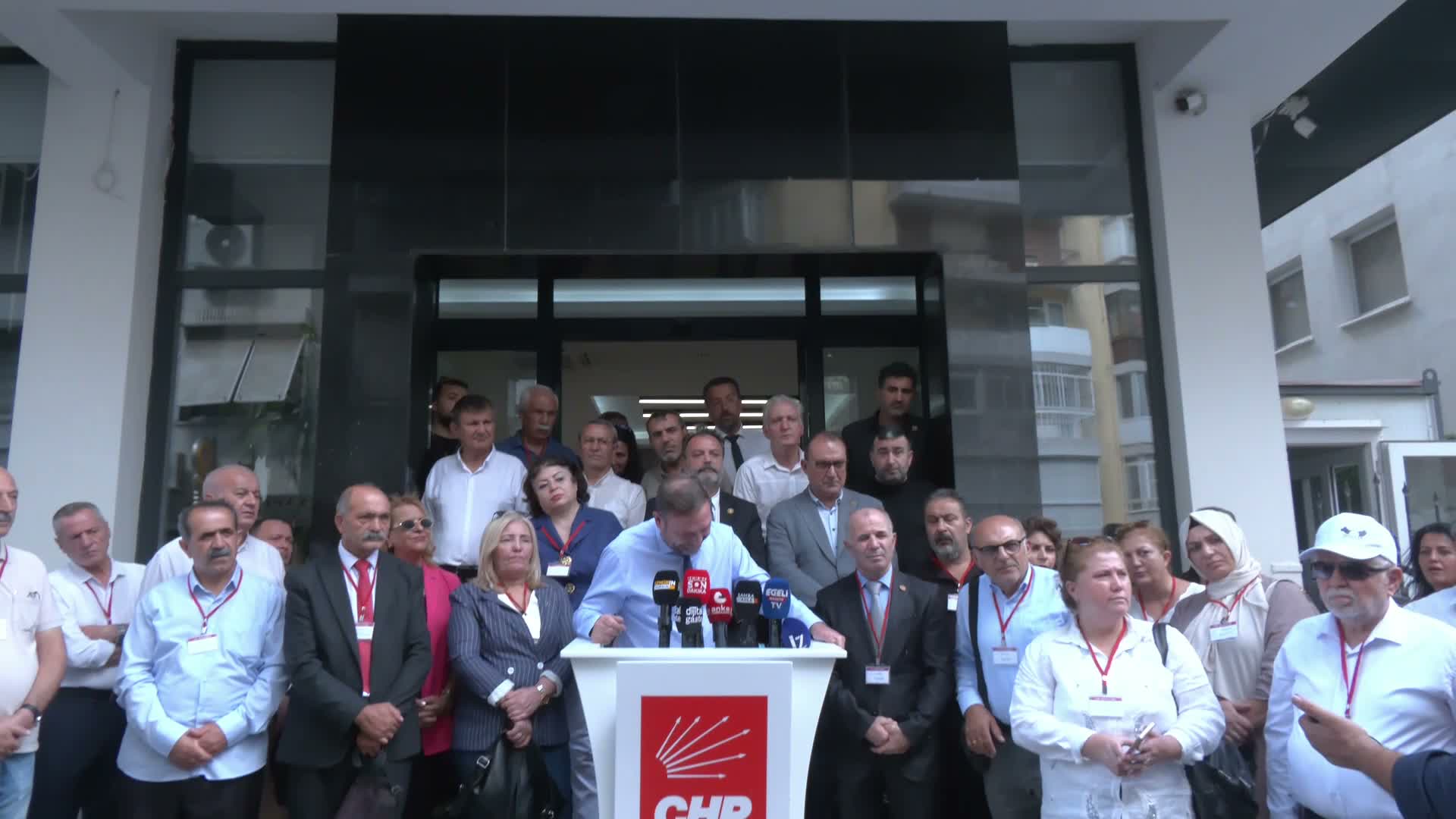 Utku Gümrükçü: İzmir Büyükşehir Belediye Başkanımızı Genel Başkanımızın İzmir programında görmek isteriz