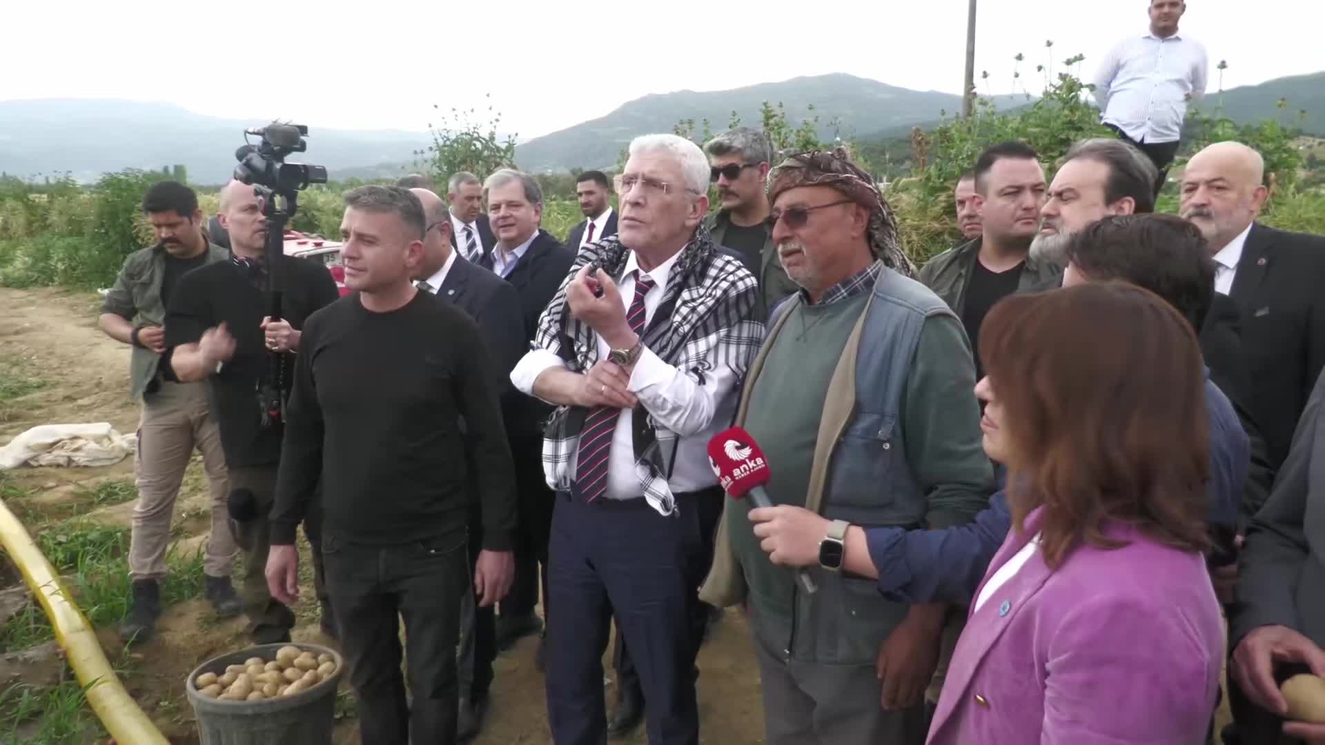 Müsavat Dervişoğlu, Ödemiş’te patates üreticileriyle buluştu