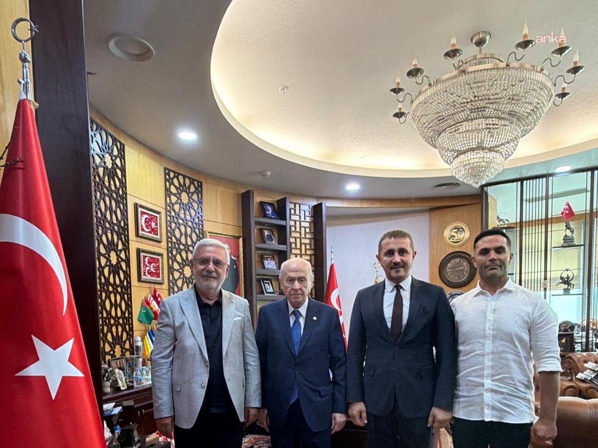 DEMBİR-DER Genel Başkanı Mehmet Metiner, Devlet Bahçeli'yi ziyaret etti