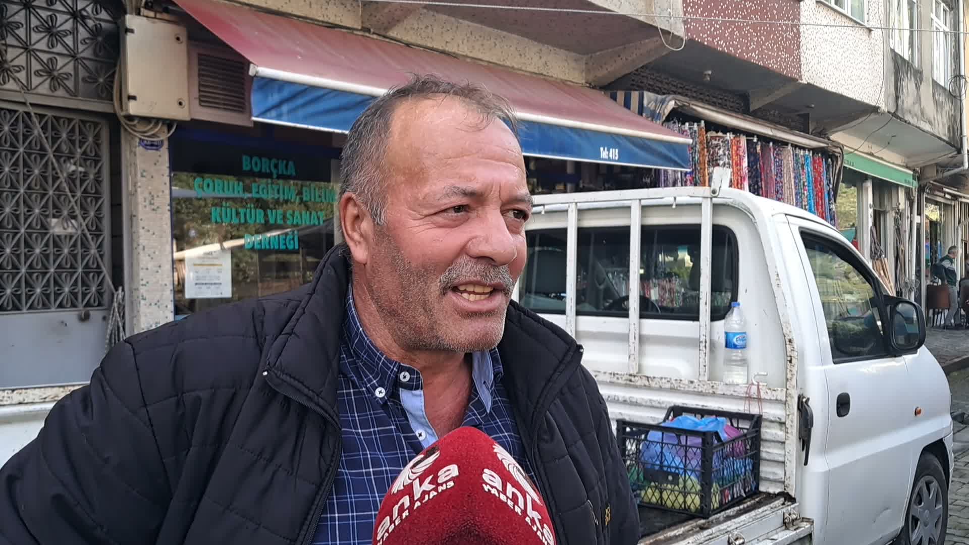 Emekliler aylıklarından yakındı: “25 bin lira 10 gün yetiyor"