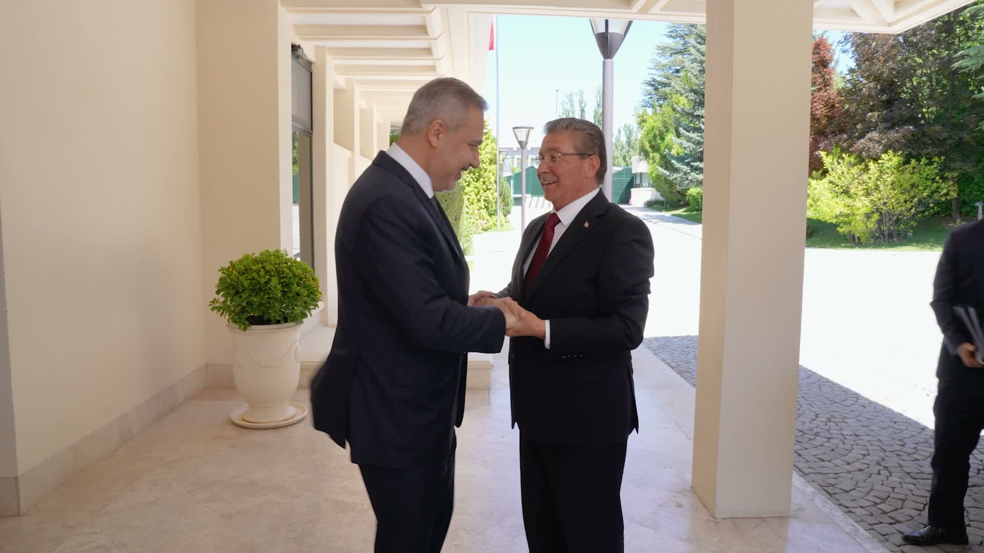 Bakan Fidan, KKTC Başbakanı Üstel ile görüştü