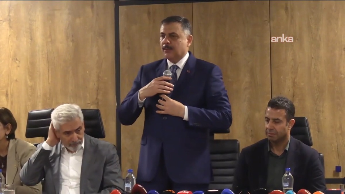 Tarihi bir dönemece girdik, 50 yıllık prangalardan kurtulacağız