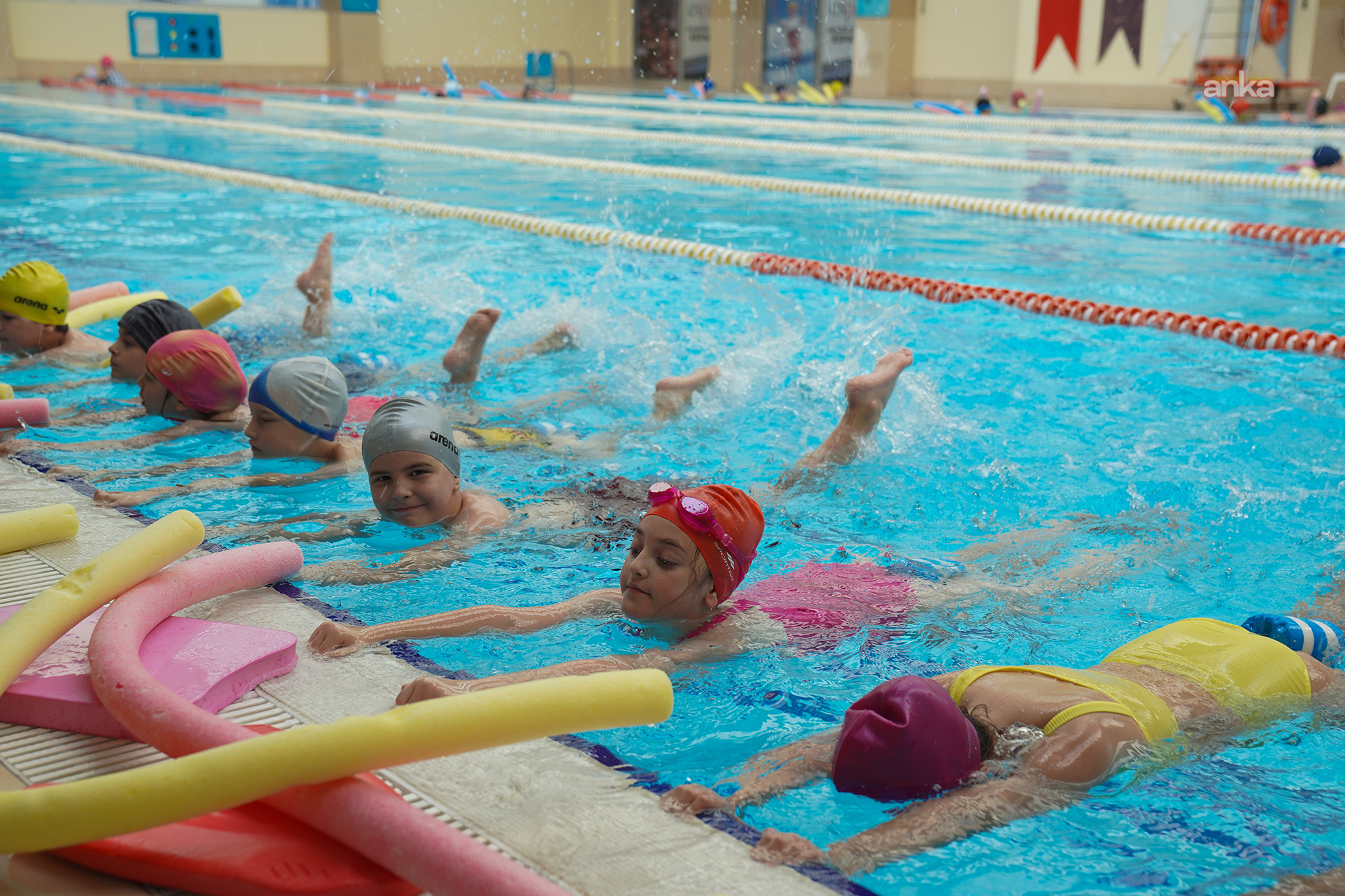 Tepebaşı Belediyesi Su Sporları Merkezi'ne yaz döneminde de yoğun ilgi