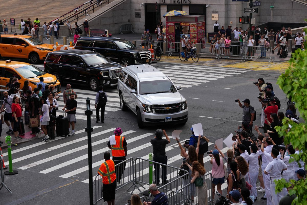 Taylor Swift'in düğünü için New York'ta sokaklar trafiğe kapatıldı