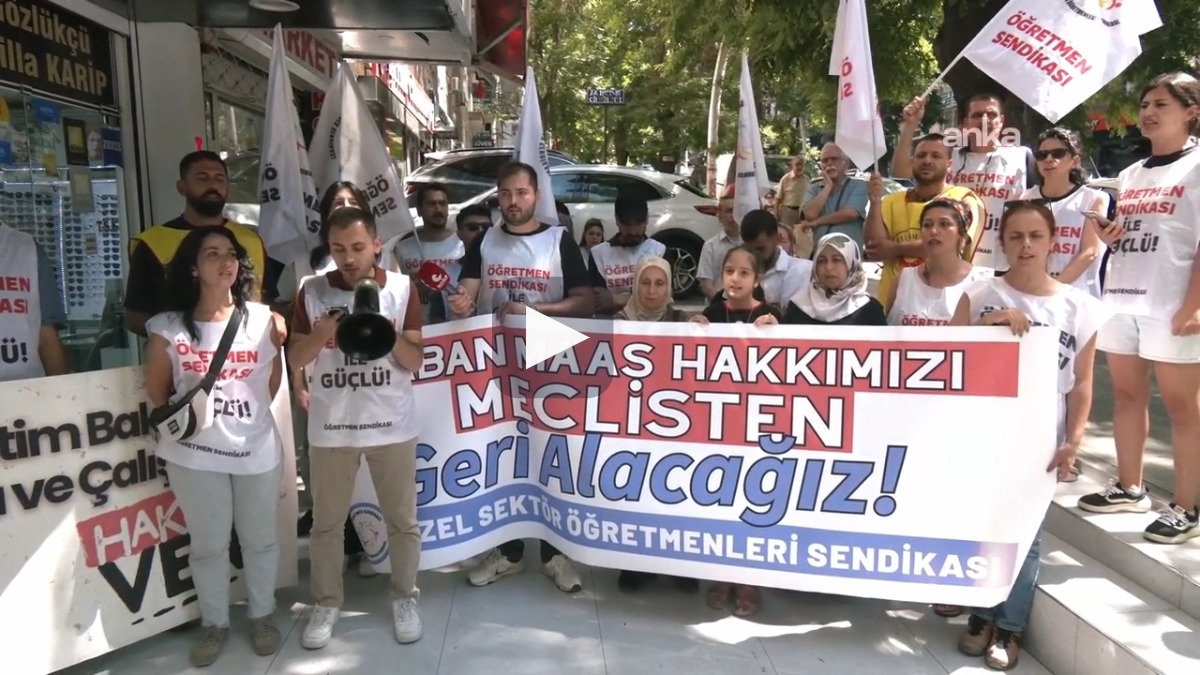 "49 arkadaşımız annelerimizle beraber gözaltında"