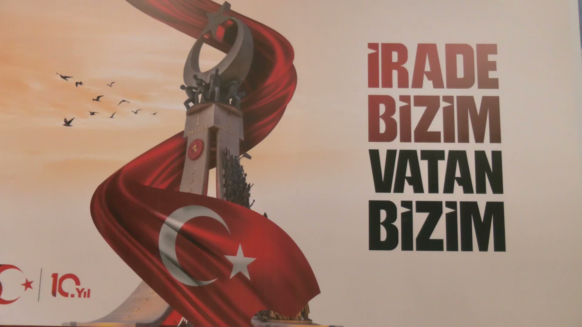 İzmir’de 15 Temmuz Demokrasi ve Milli Birlik Günü Dijital Deneyim Alanı açıldı