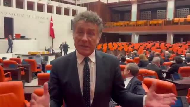 CHP'li Orhan Sarıbal'dan AK Parti'ye tepki: Meclis'i boşaltarak fon soygununun üzerini örtemezsiniz