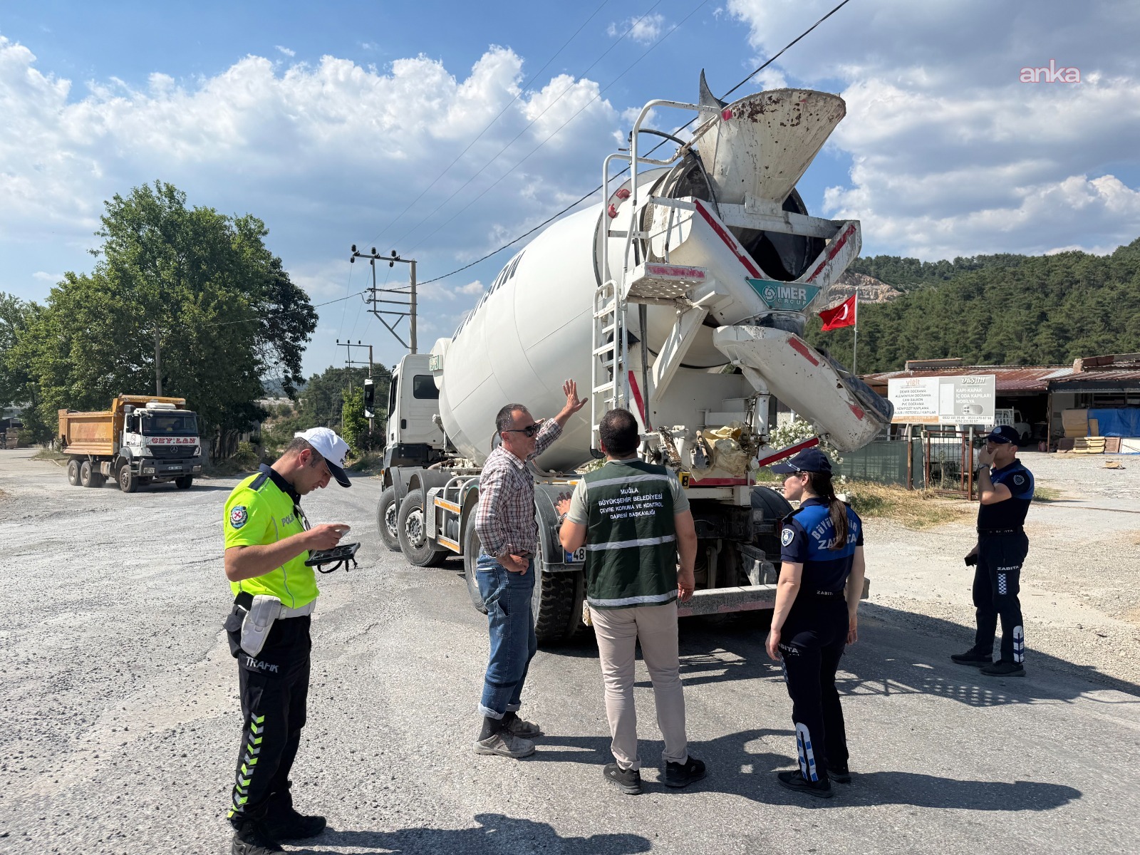 Muğla'da beton mikserlerine sıkı denetim